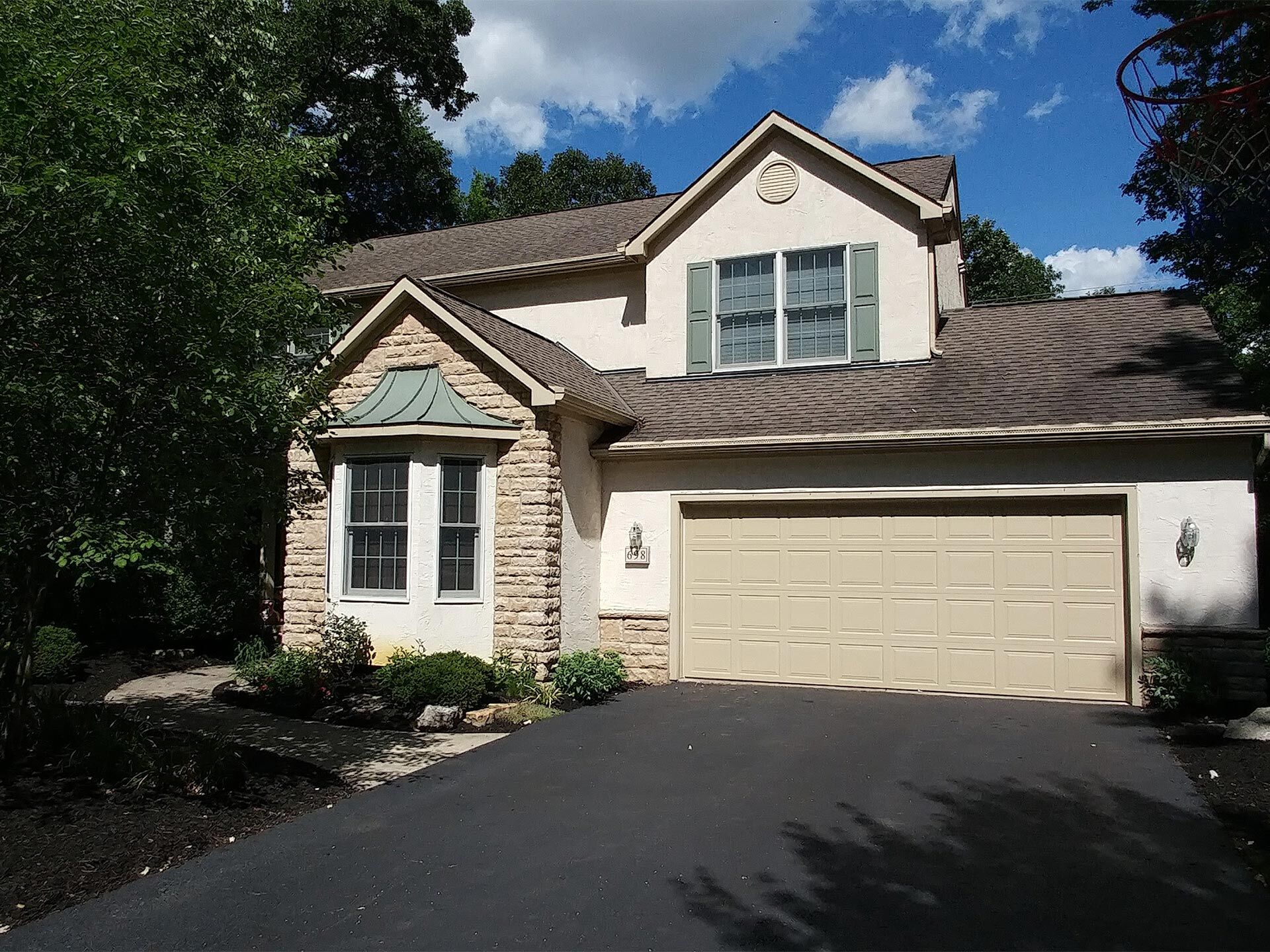 Luxurious Westerville 5-bedroom, 3.5 bath home on 1/2-acre lot with mature trees