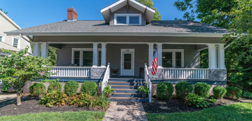 Beautiful Cape Cod in Uptown Westerville!