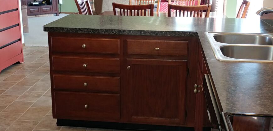 Beautiful Worthington Highlands 4 bedroom, 2.5 bath home