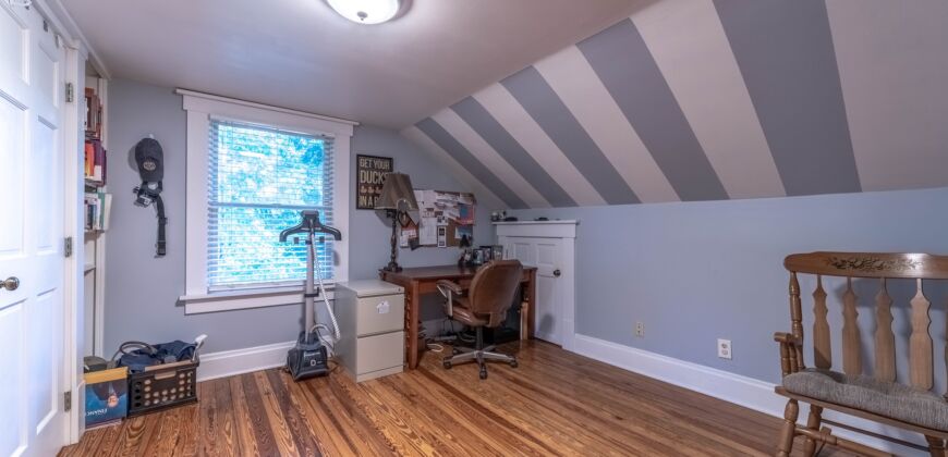 Beautiful Cape Cod in Uptown Westerville!