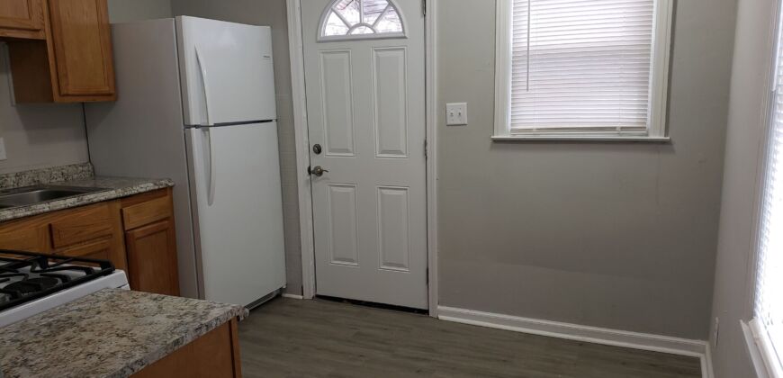 2 BR Ranch with easy access to Downtown & Highways