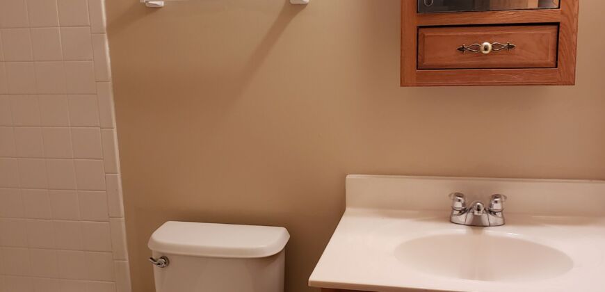 Spacious, Free-Standing Condo in Canal Winchester