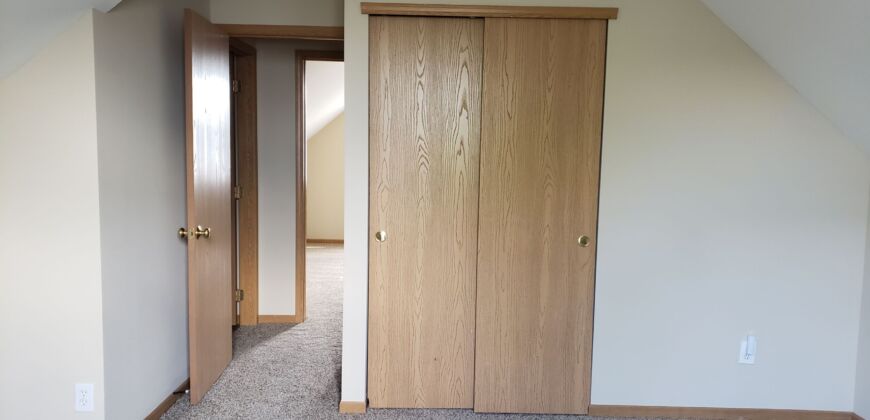 Spacious, Free-Standing Condo in Canal Winchester