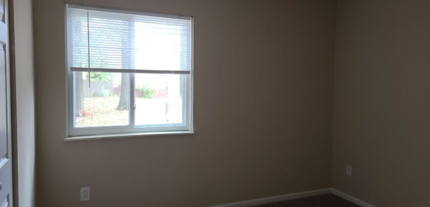 Charming Ranch in Sunbury Woods!