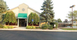 2 bedroom, 2.5 bath condo with community pool and gym