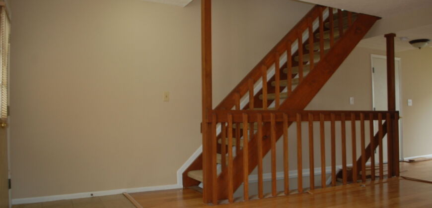 RARE Updated 3-Bedroom, 1.5-Bath Condo in Worthington Schools with Garage + Extra Parking!