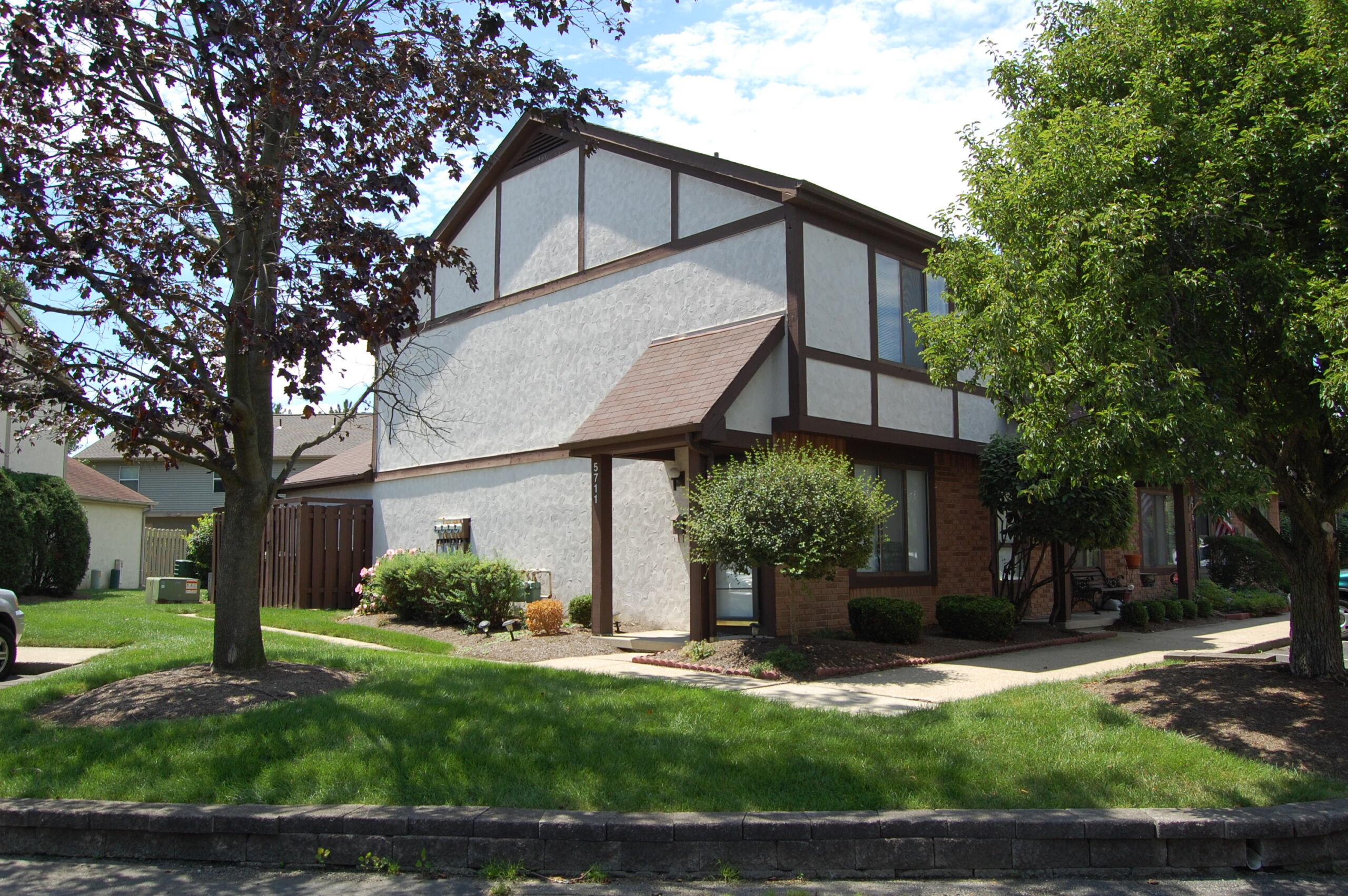 5711 Jousting Ln – Westerville Schools