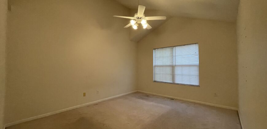 Lovely, Large Condo in Westerville!