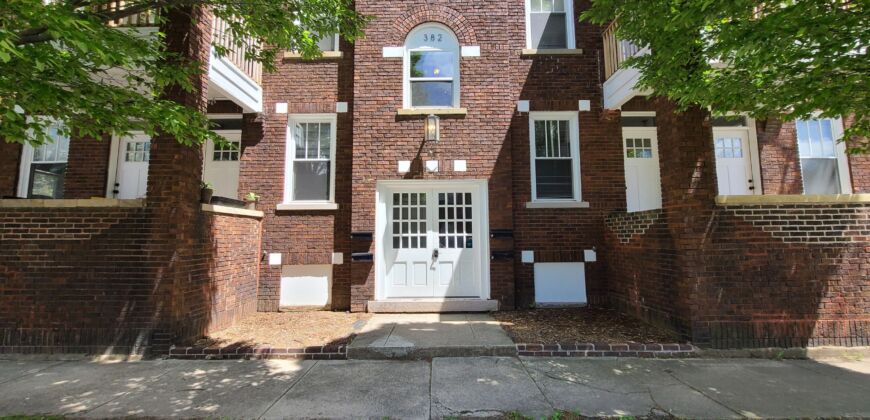 382 S Carpenter St. Unit D, Columbus, OH 43205
