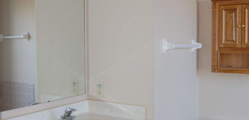 4 Bedroom House in Highly Desirable Area!