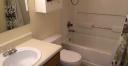 Lovely, Spacious Condo in Worthington Schools!