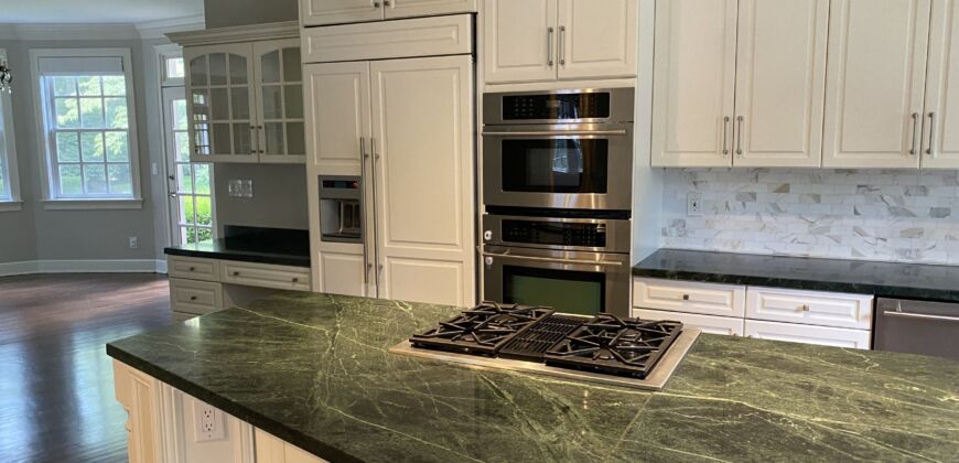 Stunning Executive Rental in New Albany