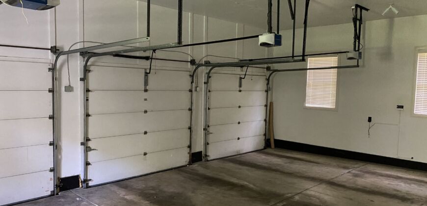 Stunning Executive Rental in New Albany