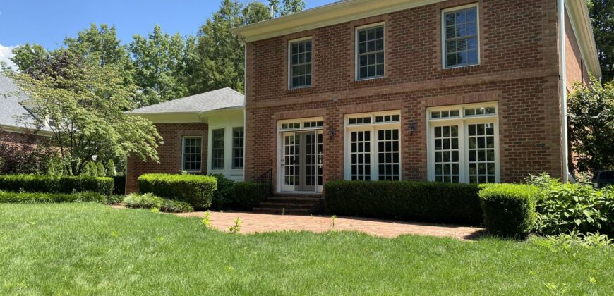 Stunning Executive Rental in New Albany