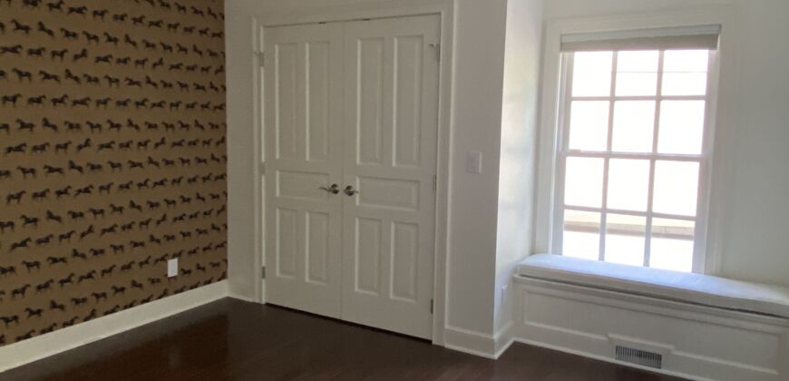 Stunning Executive Rental in New Albany