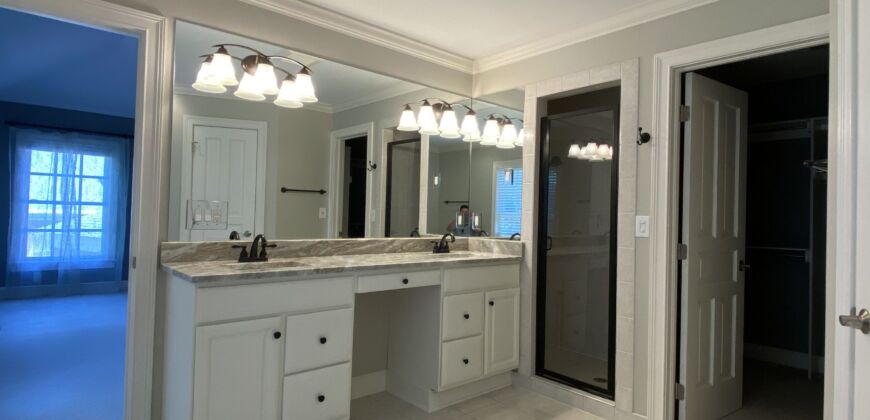 Stunning Executive Rental in New Albany