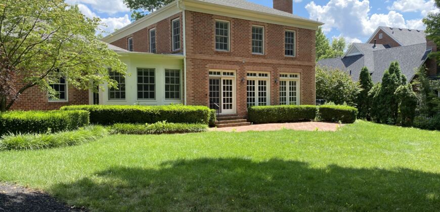 Stunning Executive Rental in New Albany