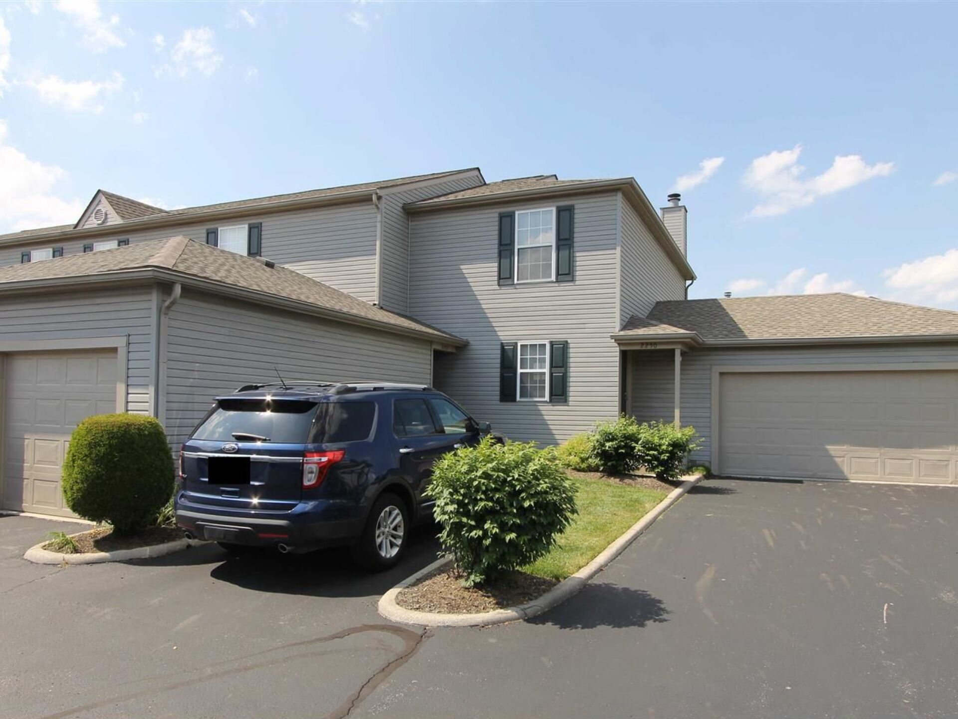 2 bed, 2.5 bath Columbus condo, Dublin school district