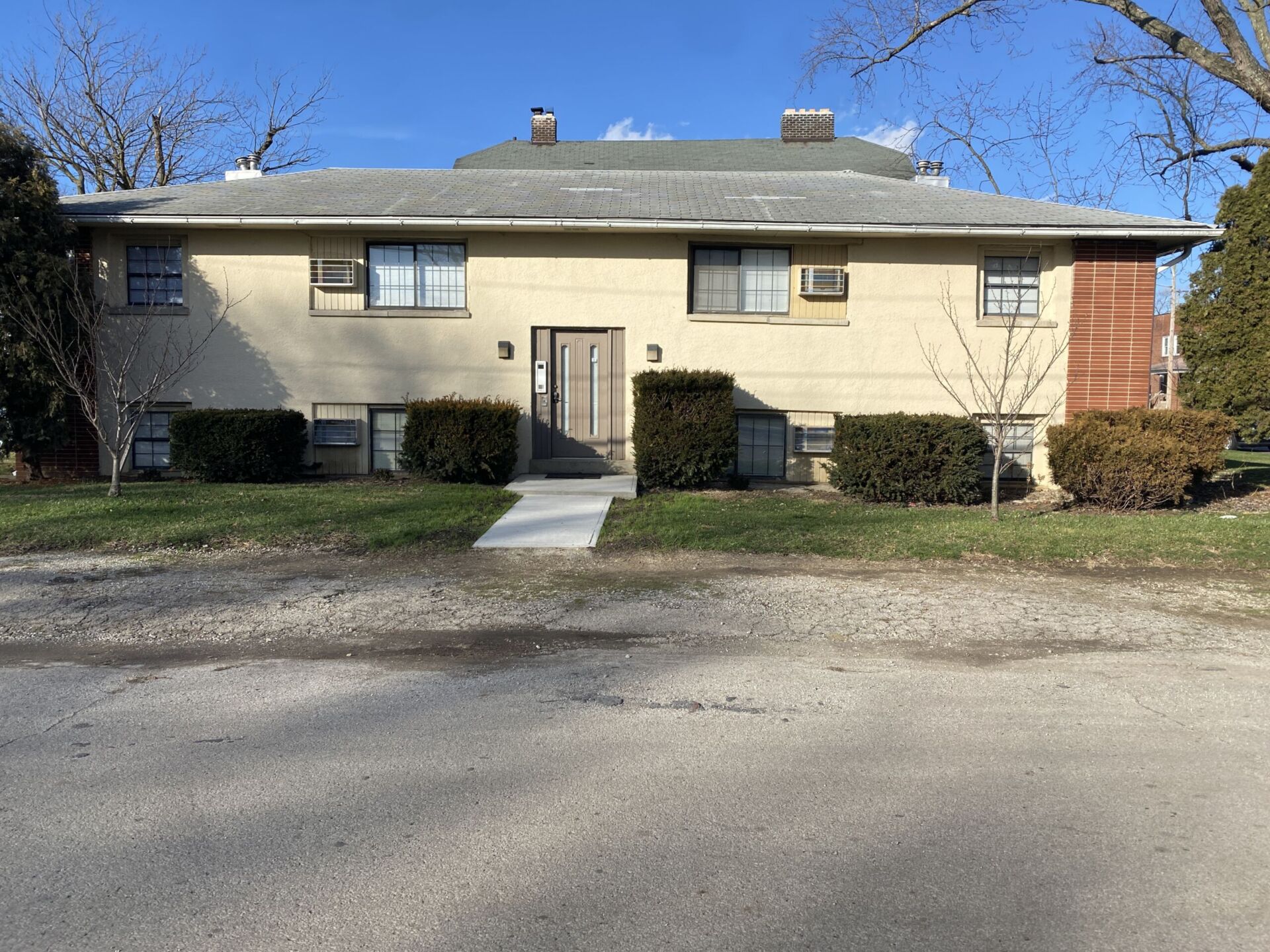 Single Unit Apartment living in Franklinton