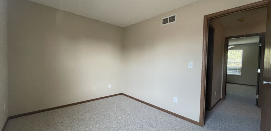 2 bed, 2.5 bath Columbus condo, Dublin school district