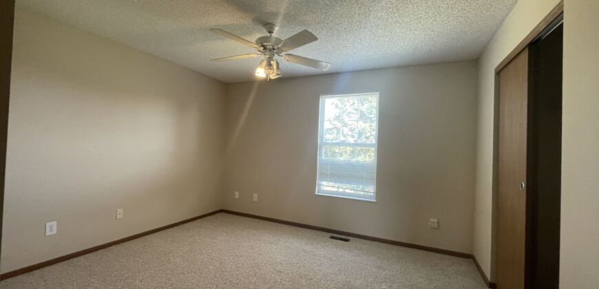 2 bed, 2.5 bath Columbus condo, Dublin school district