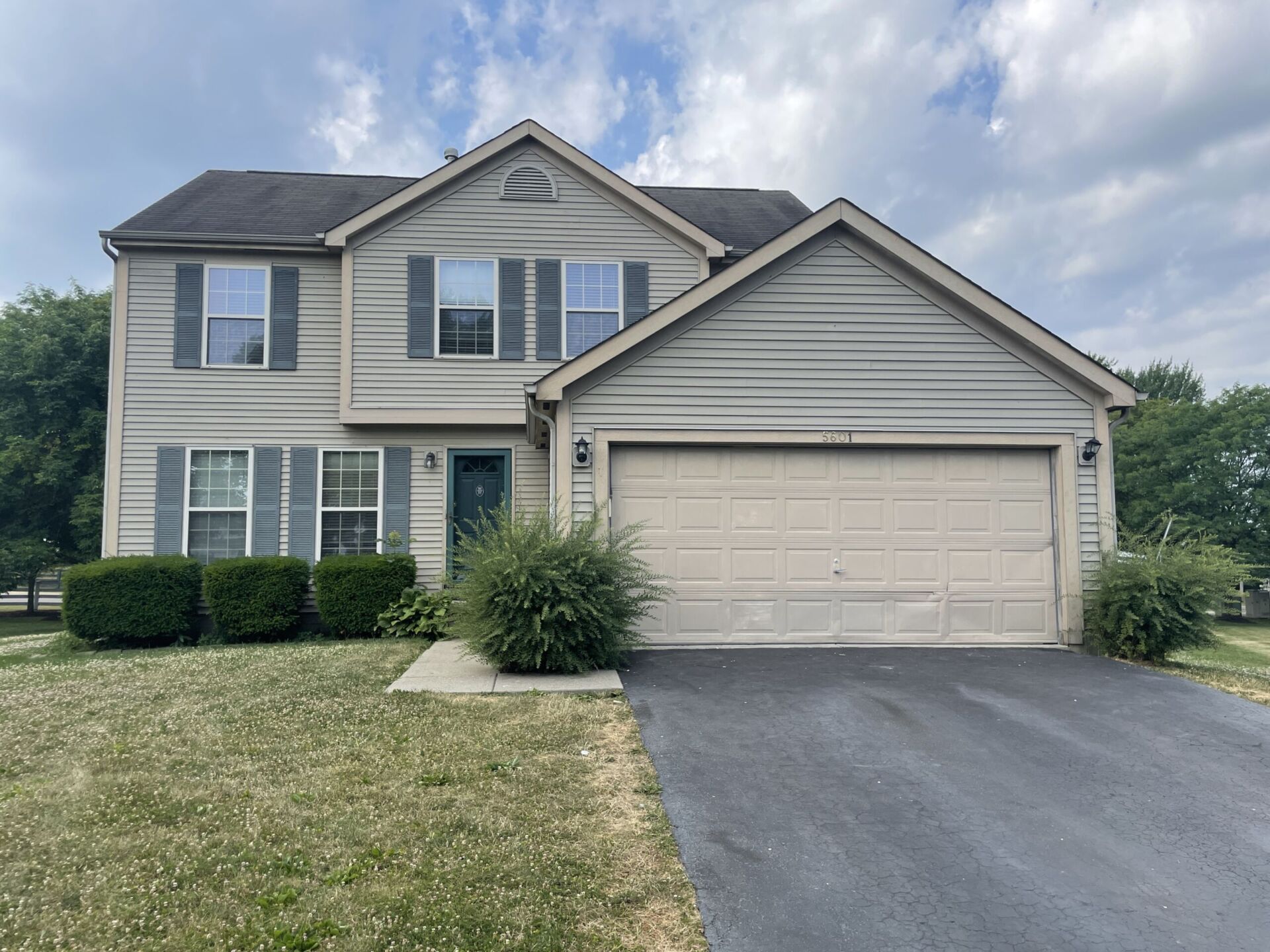 4 Bedroom with Backyard on Cul-de-sac