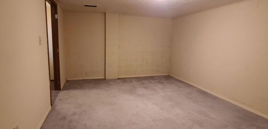 Spacious townhouse in Worthington City Schools!