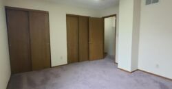 Spacious townhouse in Worthington City Schools!