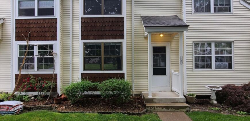 Spacious townhouse in Worthington City Schools!